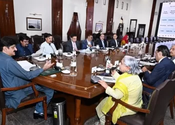 Sindh CM orders timely funding for engineering college in Gadap