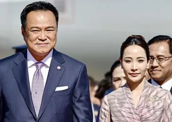 Thai PM to sign Cambodia ceasefire deal, skips summits over royal death