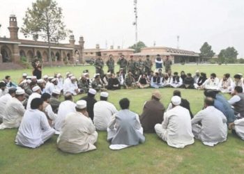 Tirah elders to meet militant groups, ask them to leave valley
