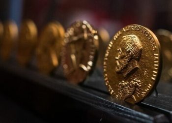 Trio wins physics Nobel for quantum mechanical tunnelling