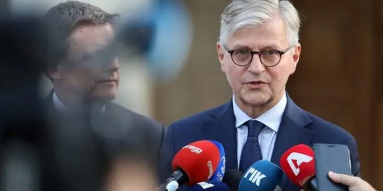 ‘Indispensable’ peacekeeping operations threatened by cuts, UN warns