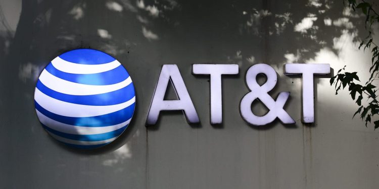 AT&T customers could receive up to $7,500 as part of a $177 million data breach settlement. Here's who qualifies.