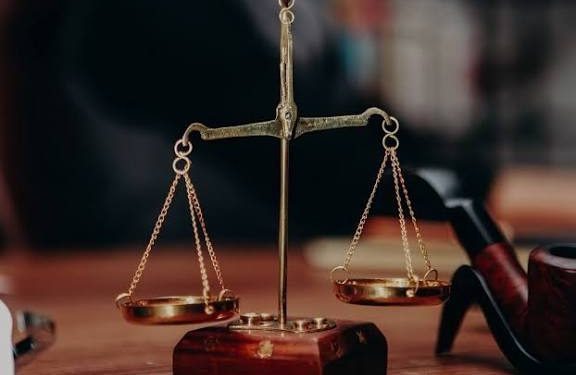 Advocate Seeks Exemption for Lawyers from E-Challan, Calling Them Poor and Law-Abiding