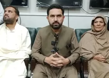 Aleema files contempt plea against Adiala jail superintendent after repeatedly being denied meeting with Imran