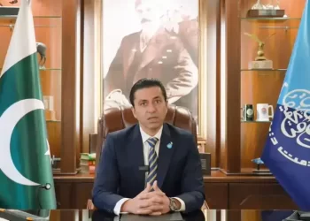 Amid reports of arbitrary offloading of passengers, FIA official says only those without valid documents being barred from travelling abroad