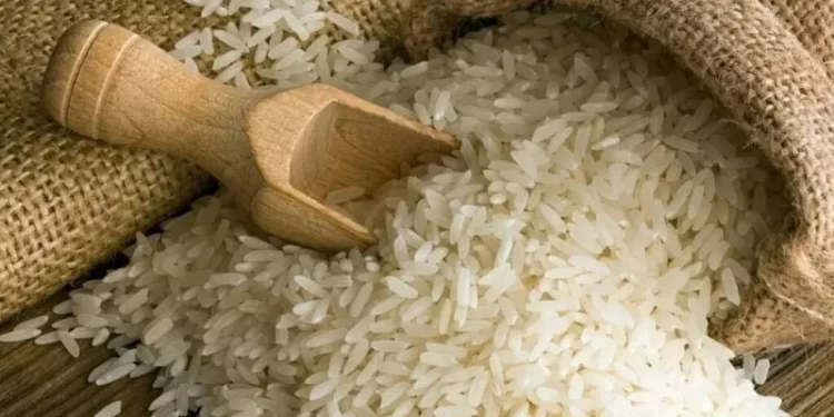 Asia rice: Weak demand pulls Vietnam rates to near 5-year low; India prices edge higher