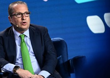 Big Tech's huge AI spend creates 'a little bit of a prisoner's dilemma' that hits everyone, says a hedge fund exec