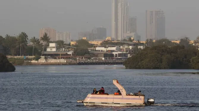 Cabinet approves Gwadar-Oman ferry service