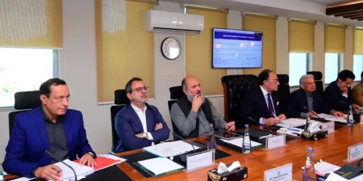 ECC approves Rs659.65bn govt guarantee for circular debt financing