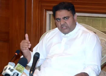 Fawad stresses need for PTI to pursue engagement, shun confrontation to lower political temperature