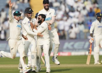 Humiliating Defeat! South Africa White Wash India at Home