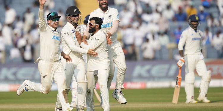 Humiliating Defeat! South Africa White Wash India at Home