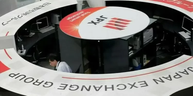 Japan’s Nikkei limps towards weekly gain with eyes on central bank meetings