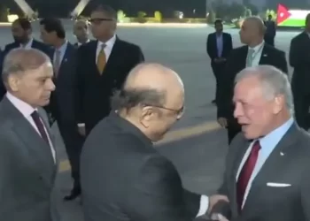 Jordan’s King Abdullah II receives warm welcome from President Zardari, PM Shehbaz on arrival