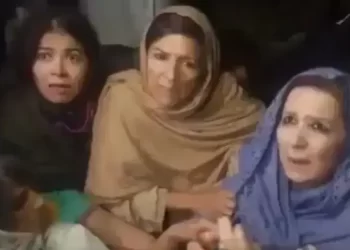 PTI says Imran’s sisters manhandled, ‘violently detained’ by police while camped outside Adiala jail