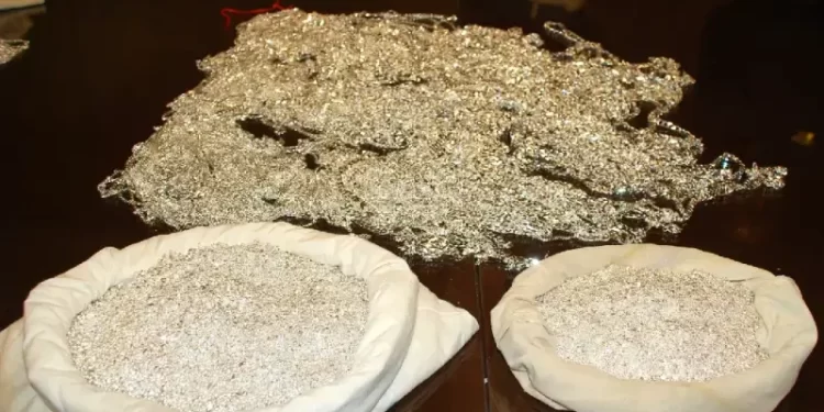 Pakistan Customs seizes silver worth Rs67m in Karachi mail bust