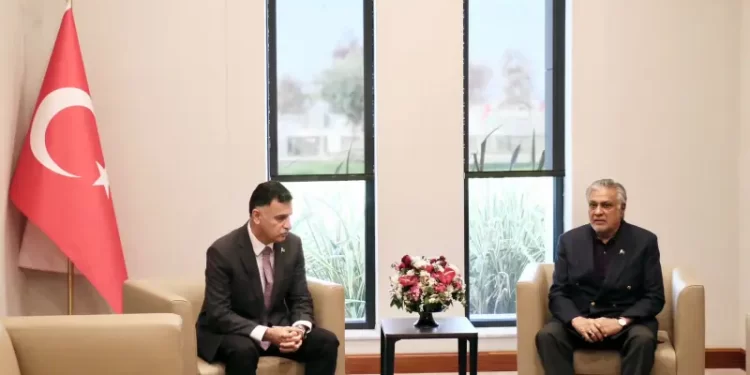 Pakistan, Muslim countries slam Israeli violations, demand immediate withdrawal of Israeli forces at Gaza ceasefire meeting: FO