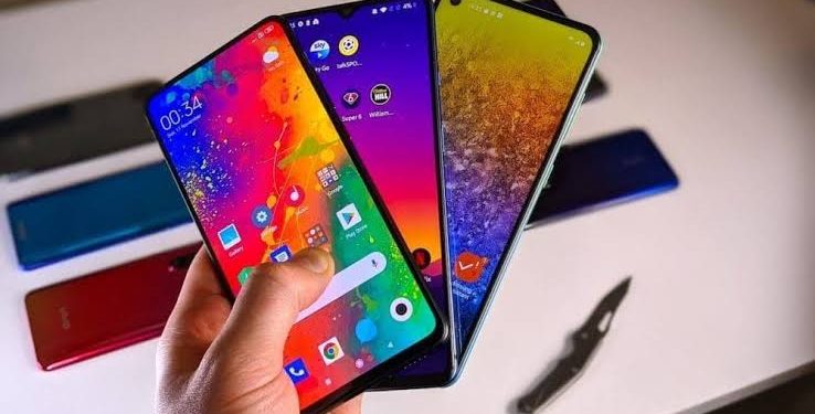 Pakistan Successfully Develops ‘Made in Pakistan’ Mobile Phone