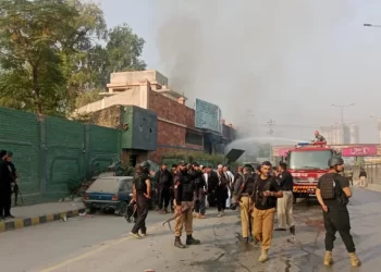 Peshawar CTD official dead, 2 injured as explosives detonate at police station