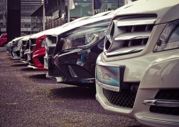 Poor Nation? Pakistanis Spent Whopping Rs. 350 Billion on Car Purchases in Just 3 Months