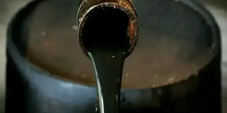 Russian Urals discounts have tripled in India since August as US sanctions hit