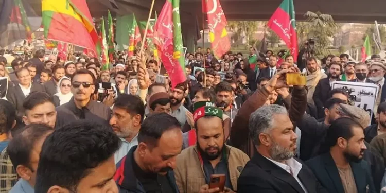 TTAP, PTI stage demonstrations against 27th Amendment across KP and Punjab