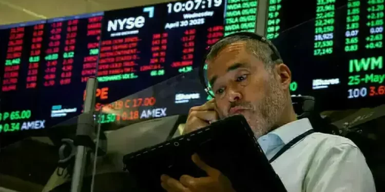 Wall Street inches up as December rate cut bets strengthen