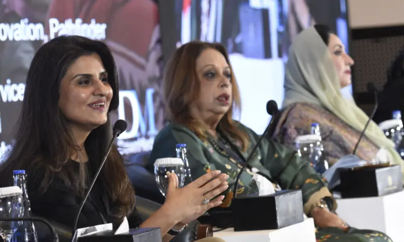 Ayesha Leghari speaks at the summit. — Tanveer Shahzad / White Star
