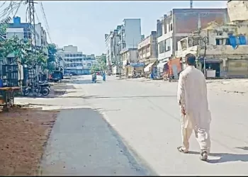 Transporters press ahead with wheel-jam strike in Islamabad, Rawalpindi tomorrow despite administration’s appeal