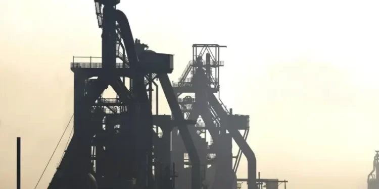 China’s industrial profits tumble at fastest pace in over a year