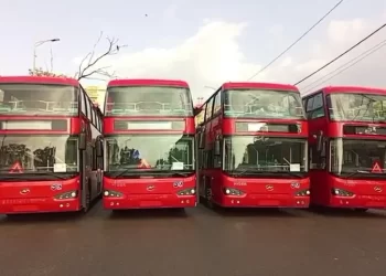 Double-decker buses introduced in Karachi, to be available to the public from tomorrow