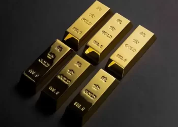 Gold price drops by Rs1,000 per tola in Pakistan