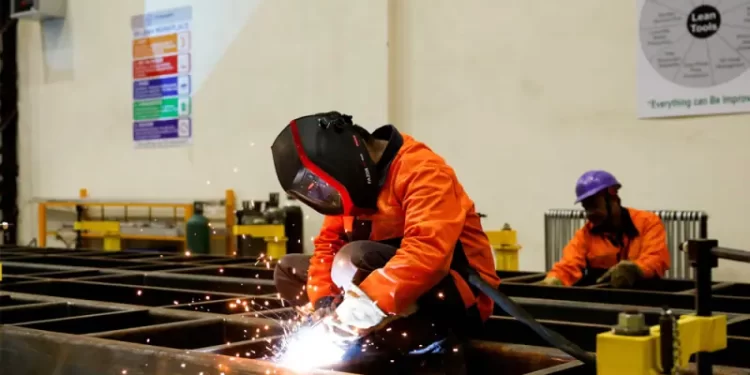 India private sector growth hits 10-month low in Dec