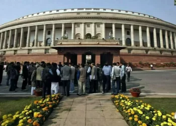 India seeks parliament nod for net $4.62 billion in extra spending for 2025/26