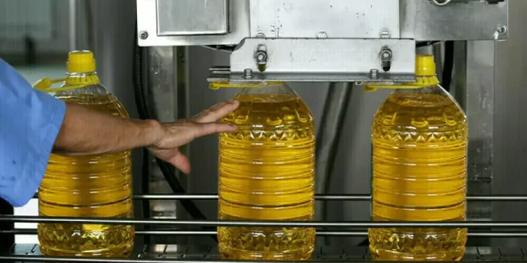 India’s November palm oil imports rise as soyoil, sunflower oil buying drops