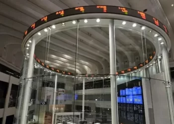 Japan’s Nikkei sinks as tech shares track US peers lower