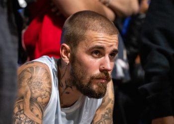 Justin Bieber is just like us: He's really mad about this annoying iPhone design feature