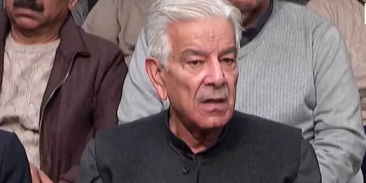 Khawaja Asif holds ex-ISI chief Faiz Hameed responsible for Nawaz’s ouster, says more charges to come