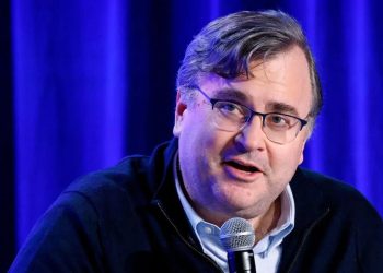 LinkedIn cofounder Reid Hoffman says he learned a lesson from a visit to Epstein's island: 'Note to self, Google before going'
