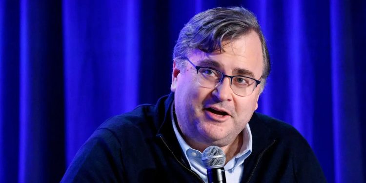 LinkedIn cofounder Reid Hoffman says he learned a lesson from a visit to Epstein's island: 'Note to self, Google before going'
