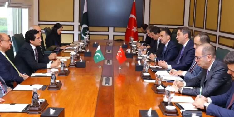 Mining sector: Turkiye eyes ‘long-term, mutually beneficial’ partnerships with Pakistan