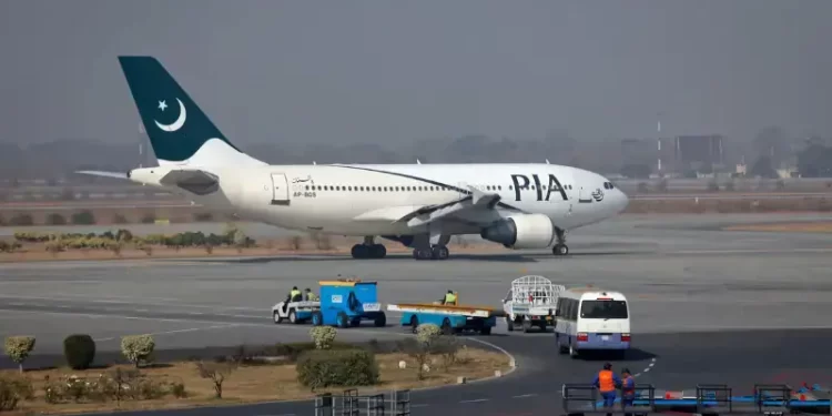 PIA dispels ‘fake news’ of crew disappearance in Toronto
