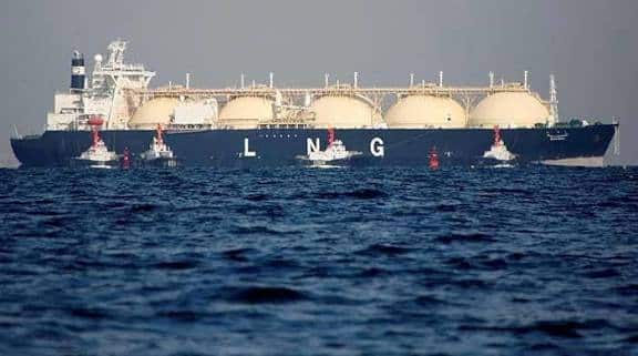 Pakistan, Qatar Agree to Divert Abroad LNG Cargoes, Saving Rs1,000 Billion in 2026
