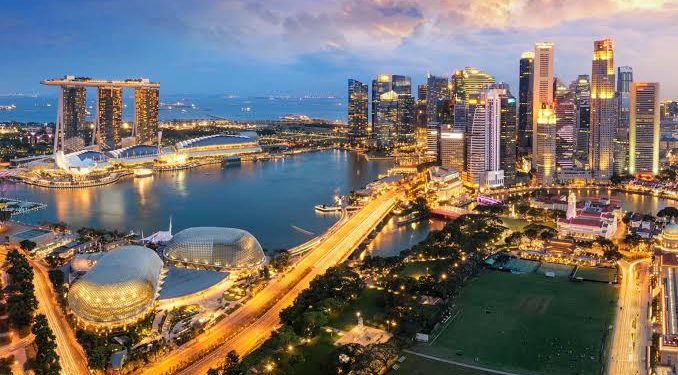 Singapore Work Permit 2025: New Employment Rules and Criteria