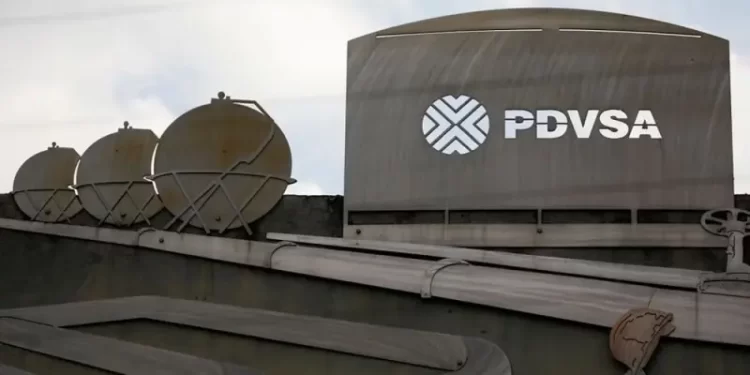 Venezuela resorts to floating storage as onshore storage tanks fill up