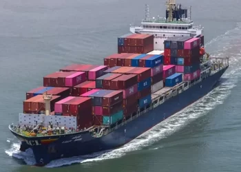 Vietnam’s trade surplus with US hits record as exports surge despite tariffs