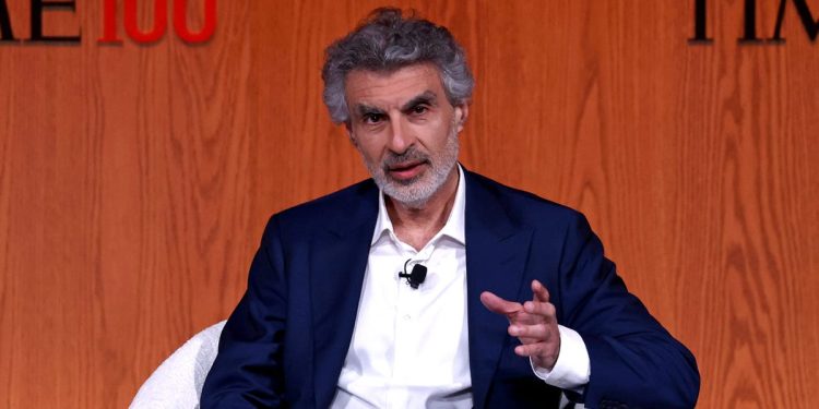 Why one of the godfathers of AI says he lies to chatbots