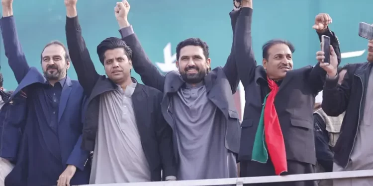 ‘We will together seize Haqiqi Azadi’: CM Afridi asks PTI supporters to be ready in case call for protest is made