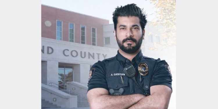 Ali Sheikhani Gave Rs. 1 Crore for Family of Martyred Firefighter Furqan who died in Gul Plaza Fire