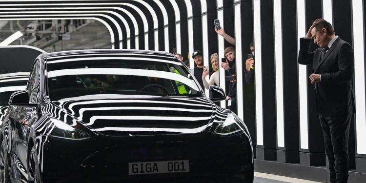 BYD Overtakes Tesla as World’s Top Electric Vehicle Seller in 2025, Selling 2.26 Million Vehicles